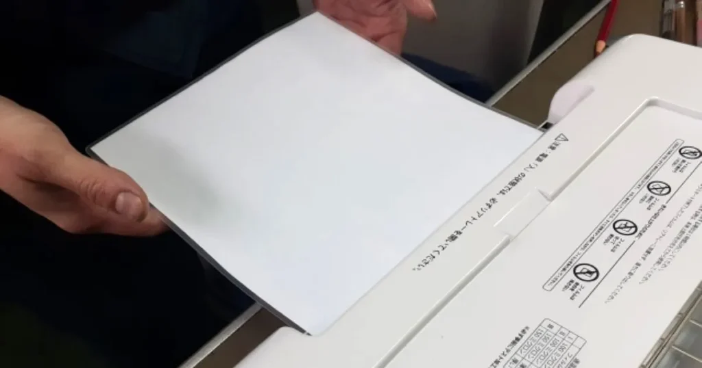 猫捜索　ポスター　作り方